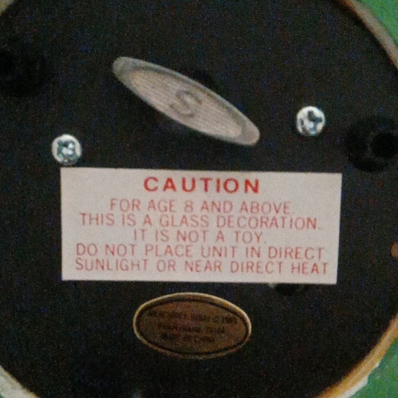 Easter spring season snow globe - Picture 4 of 5